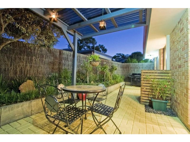 2/14 Nolan Place, Bayswater WA 6053