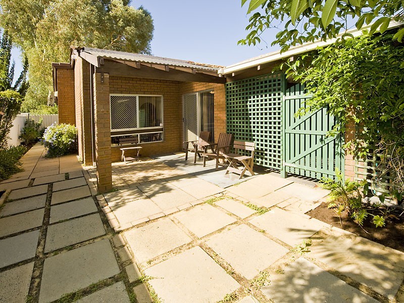 30B Chester Street, Belmont WA 6104