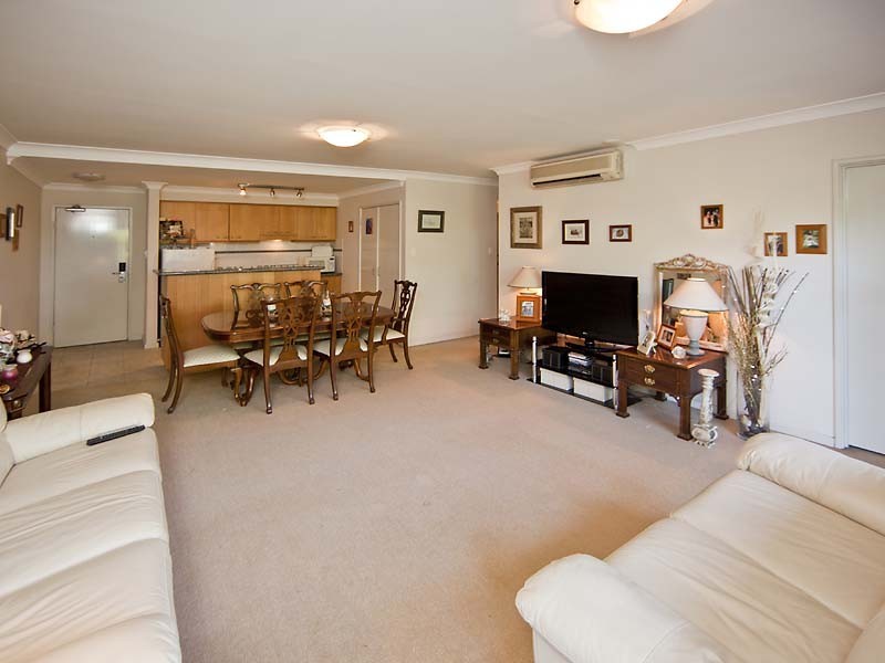 303/126 Mounts bay Road, Perth WA 6000