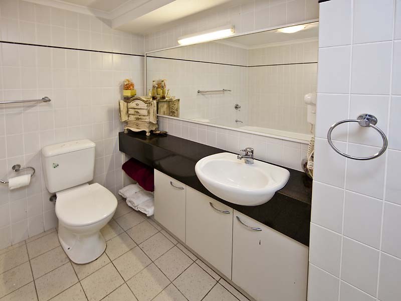 303/126 Mounts bay Road, Perth WA 6000