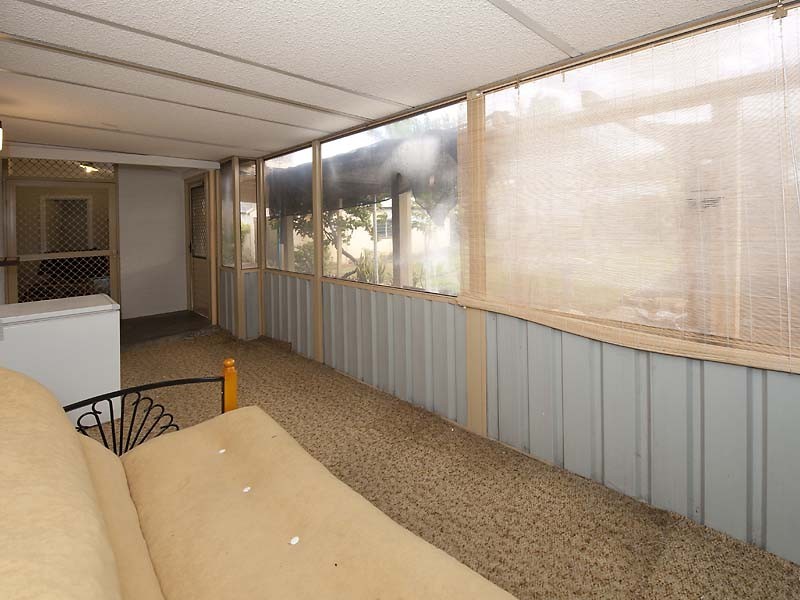 33 Hoskin Street, Cloverdale WA 6105