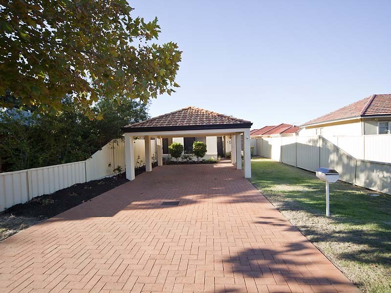 27A Morgan Road, Redcliffe WA 6104