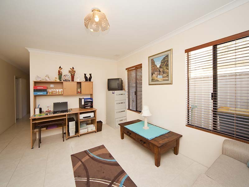 27A Morgan Road, Redcliffe WA 6104