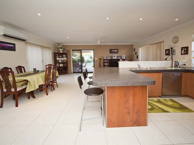 27A Morgan Road, Redcliffe WA 6104