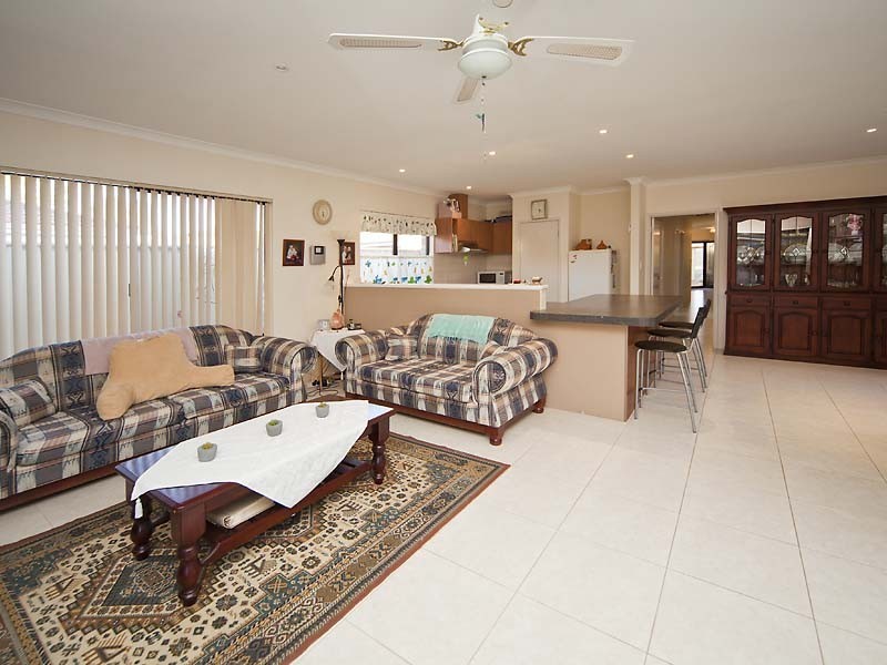 27A Morgan Road, Redcliffe WA 6104