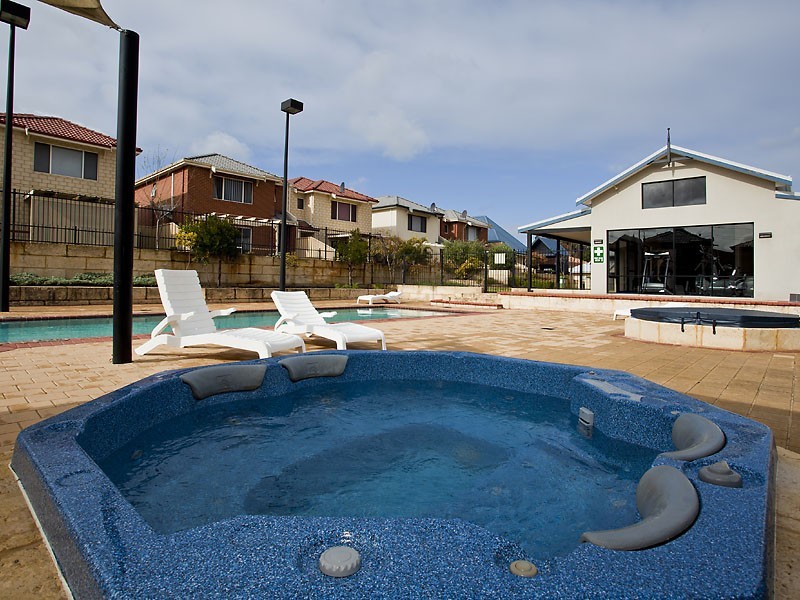 62/57 Frederick Street, Belmont WA 6104