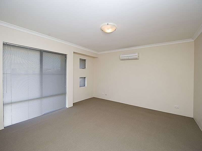 35 Pavilion Circle, The Vines WA 6069