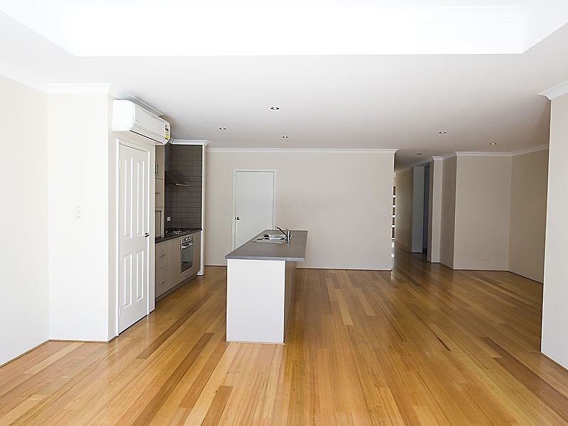 35 Pavilion Circle, The Vines WA 6069