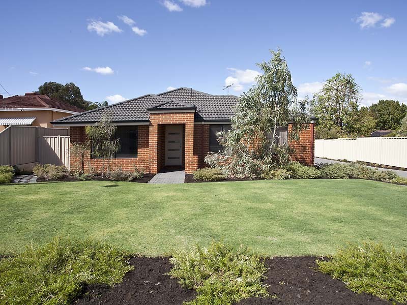 23 Victoria Street, Redcliffe WA 6104