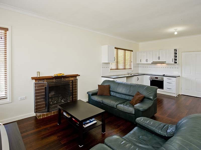 38 Kennerly Street, Cloverdale WA 6105