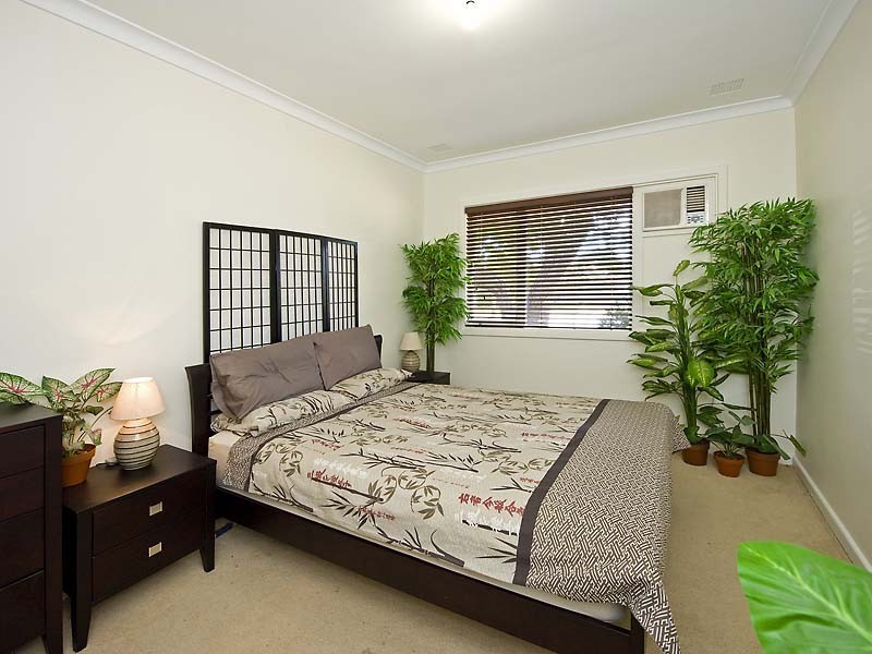 38 Kennerly Street, Cloverdale WA 6105