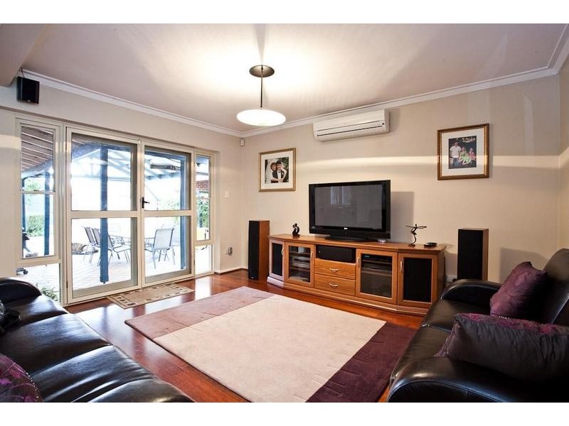 120 Sixth Avenue, Inglewood WA 6052