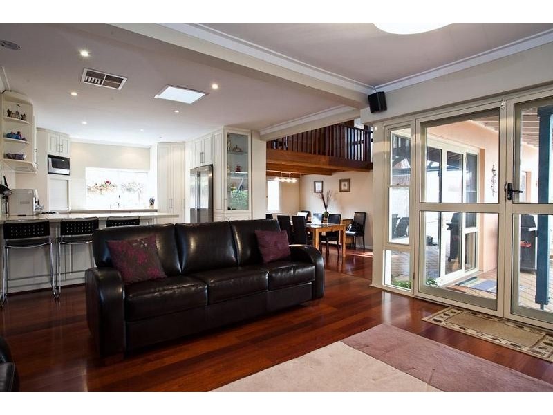 120 Sixth Avenue, Inglewood WA 6052