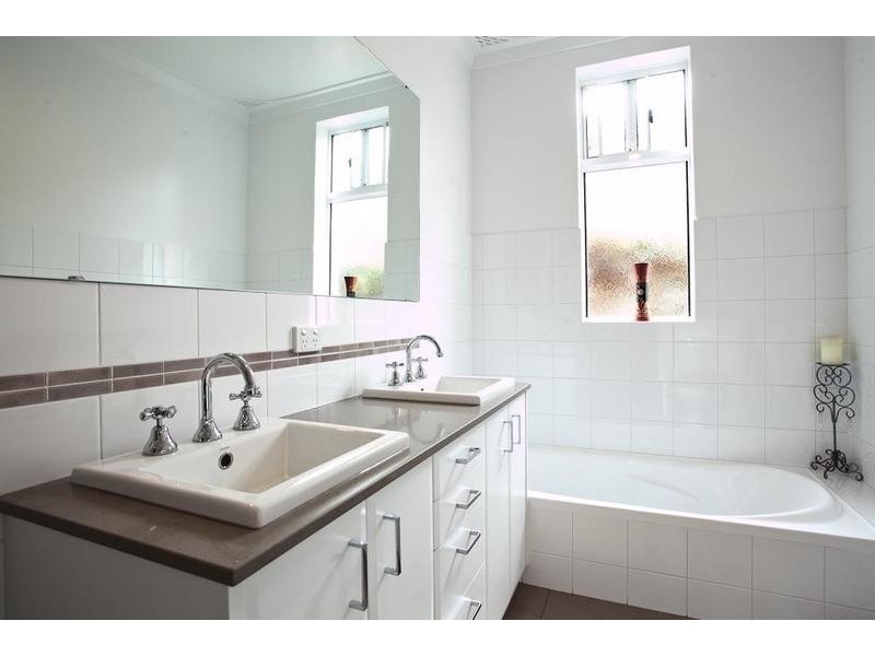 120 Sixth Avenue, Inglewood WA 6052