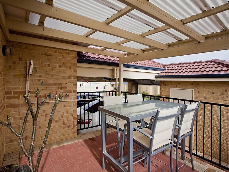 62/57 Frederick Street, Belmont WA 6104