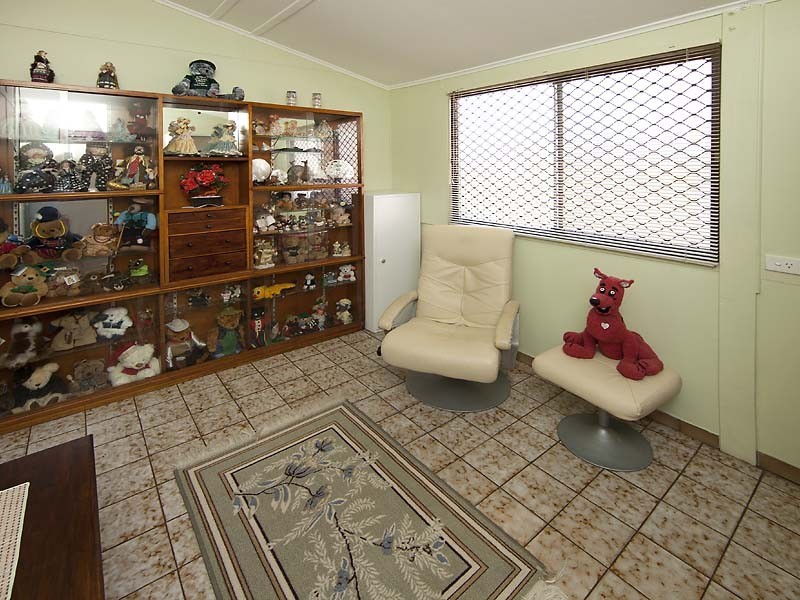 1 Almondbury Street, Bayswater WA 6053