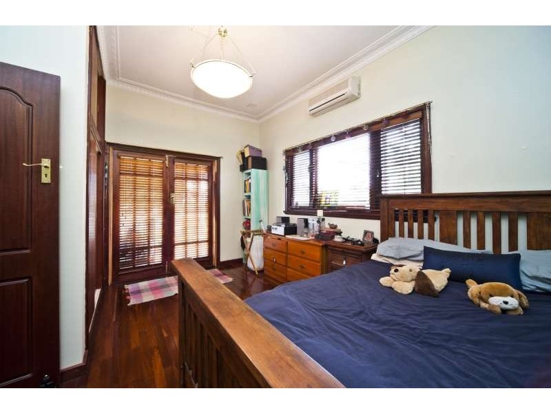 29 Salisbury Street, Bayswater WA 6053