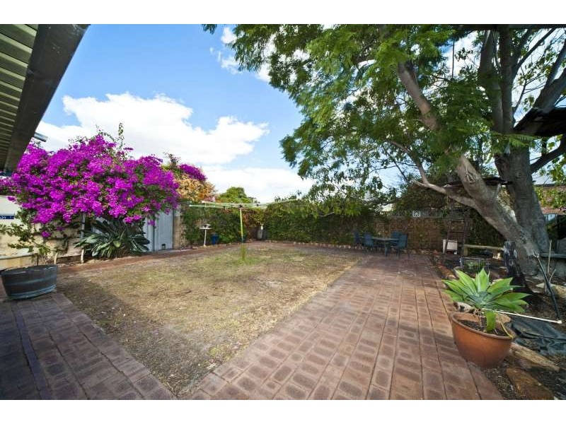 29 Salisbury Street, Bayswater WA 6053