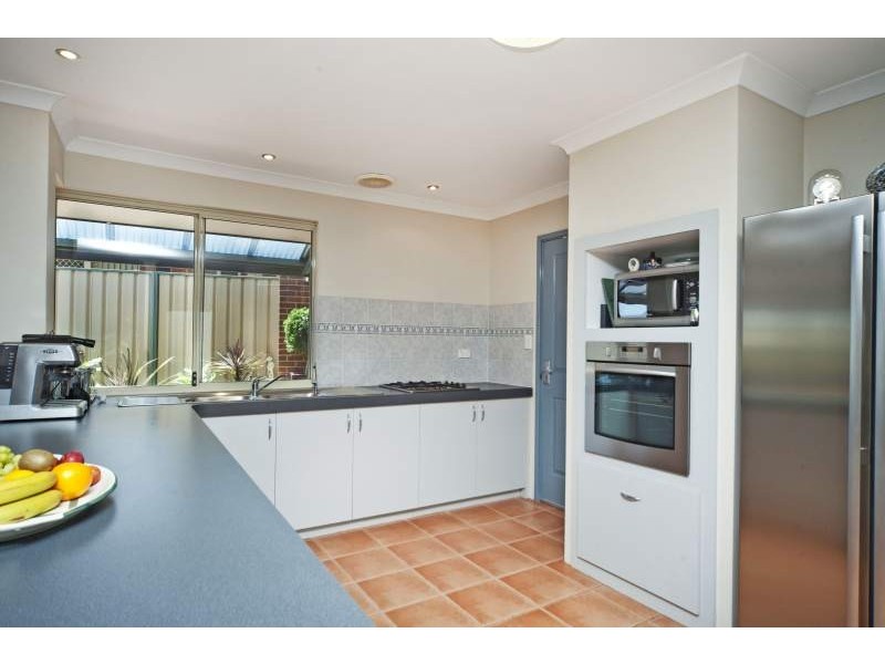 15 Menmuir Place, Bayswater WA 6053