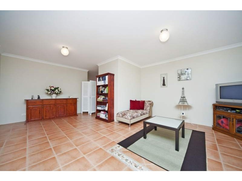 15 Menmuir Place, Bayswater WA 6053