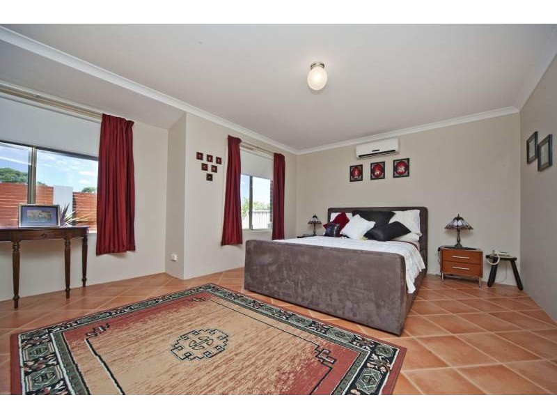 15 Menmuir Place, Bayswater WA 6053