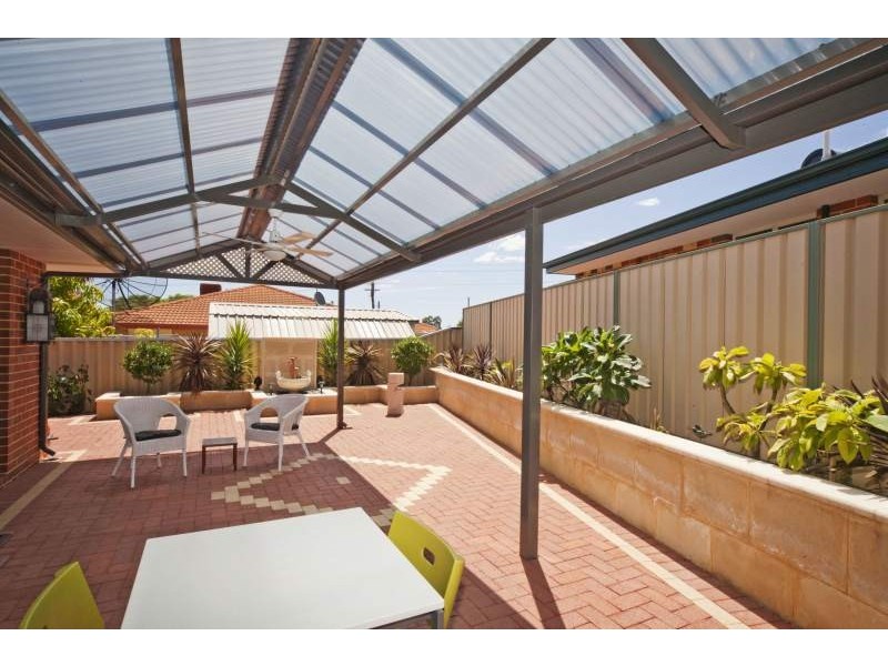 15 Menmuir Place, Bayswater WA 6053