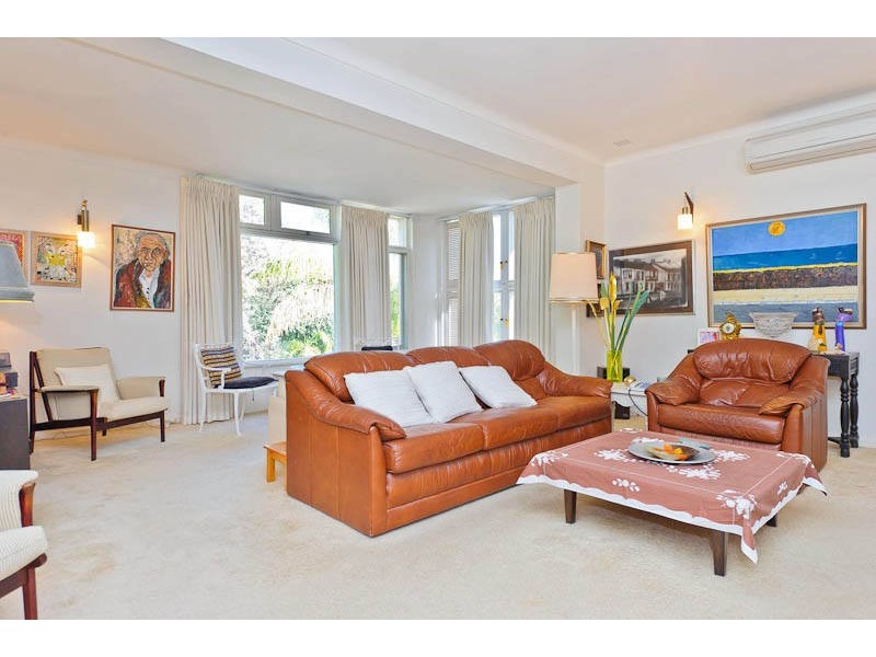 8 Warralong Crescent, Coolbinia WA 6050