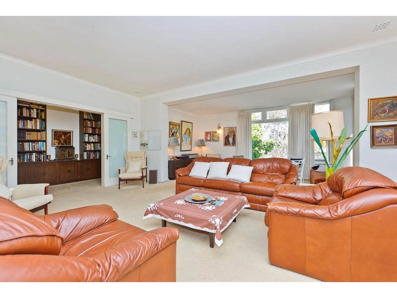 8 Warralong Crescent, Coolbinia WA 6050