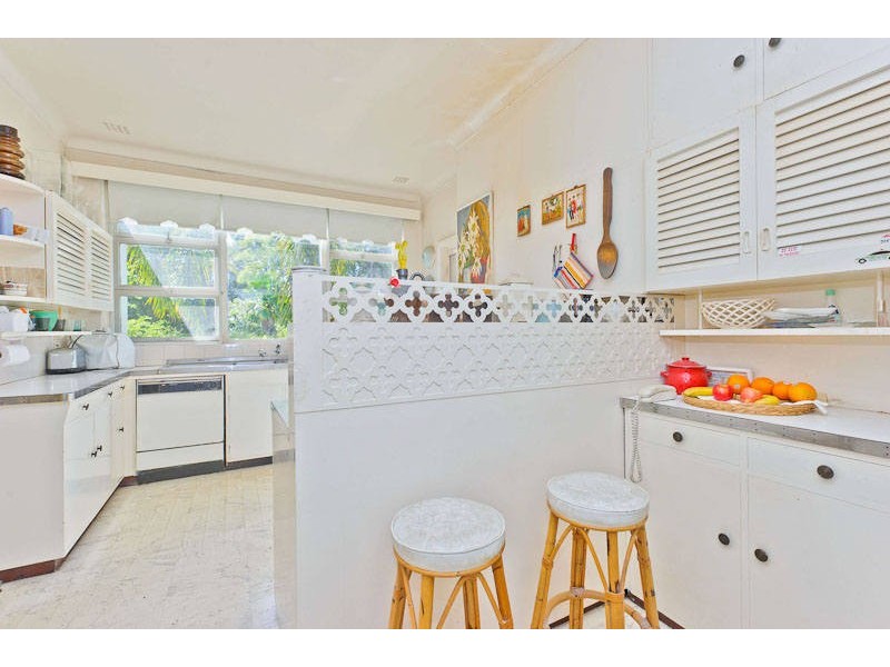 8 Warralong Crescent, Coolbinia WA 6050