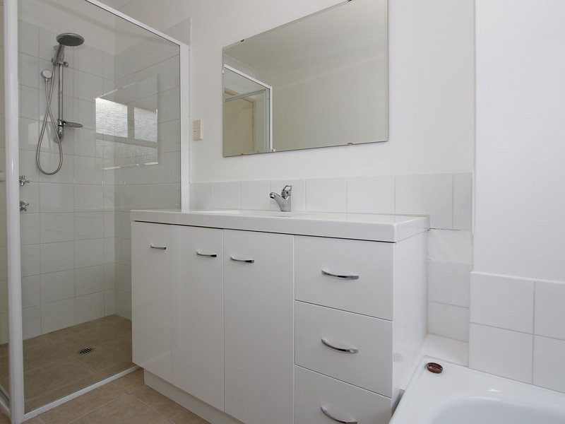 18 Gardenia Gardens, Helena Valley WA 6056