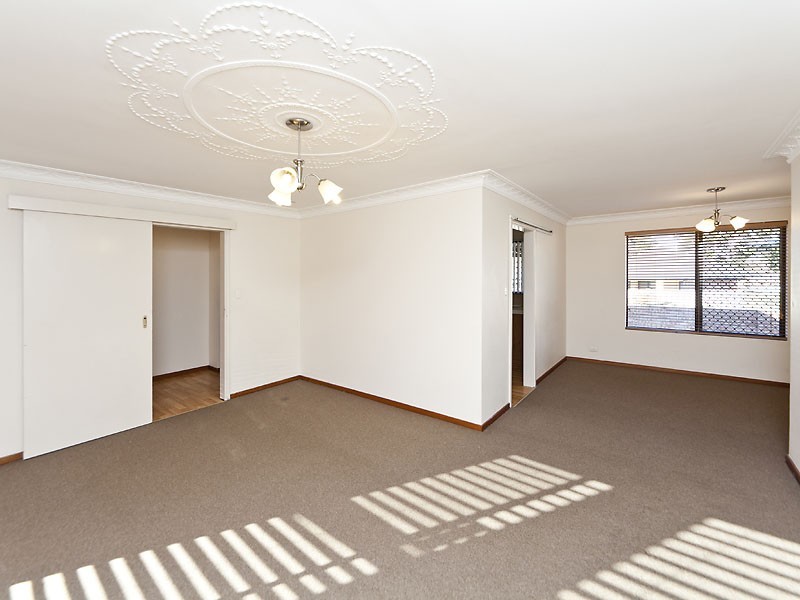 560 Rockingham Road, Munster WA 6166