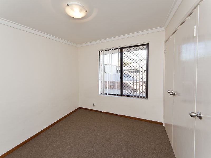 560 Rockingham Road, Munster WA 6166