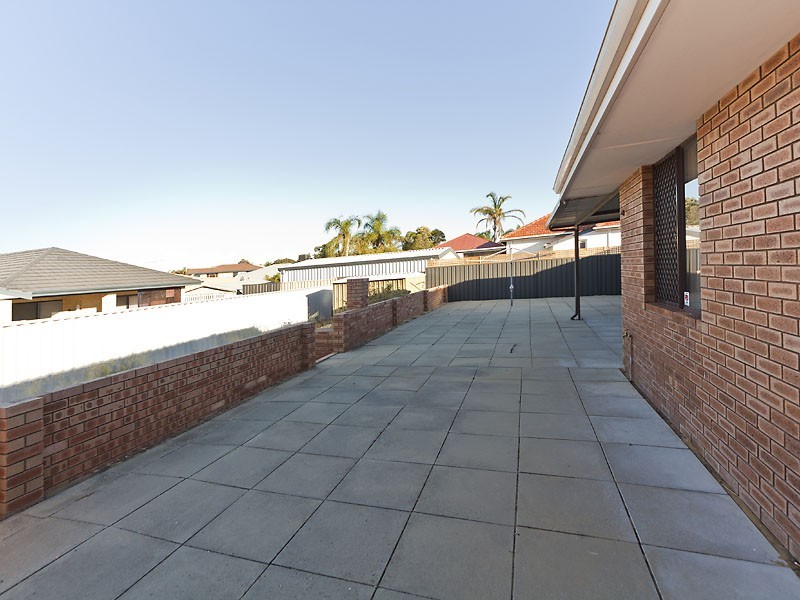 560 Rockingham Road, Munster WA 6166