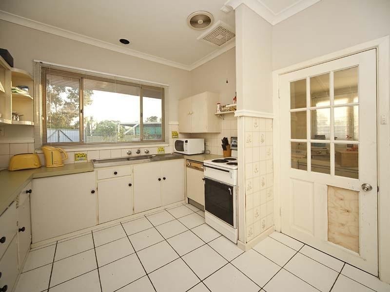 28 Bowkett Street, Redcliffe WA 6104