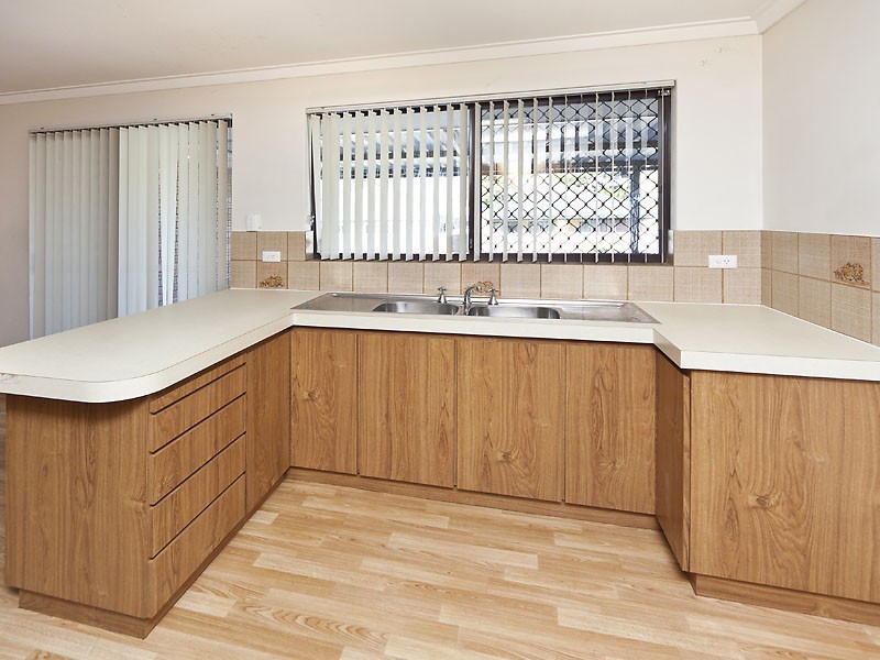 560 Rockingham Road, Munster WA 6166