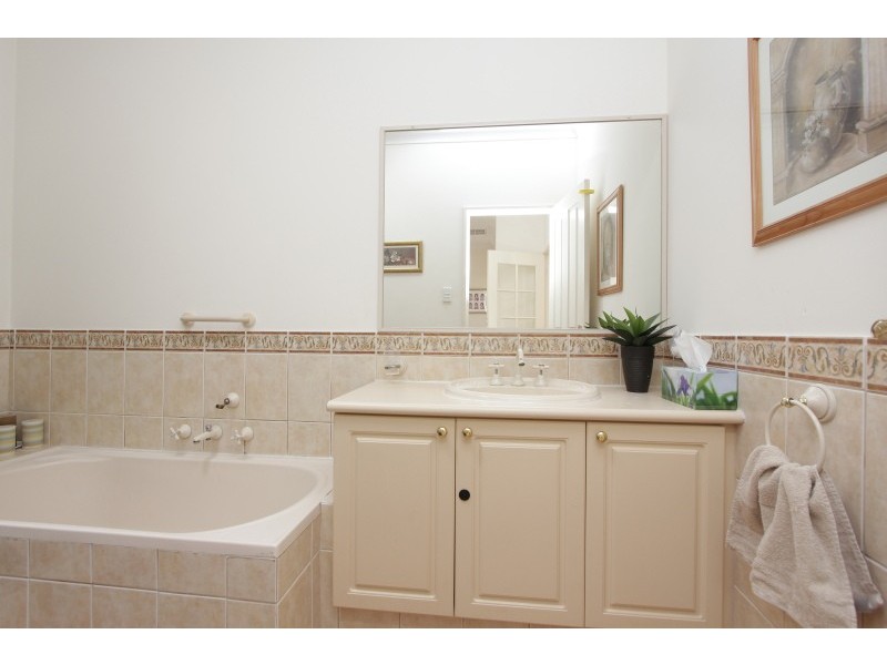 10B Hindmarsh Avenue, Yokine WA 6060