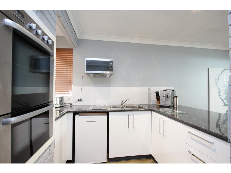 2/14 Vaughan Street, Dianella WA 6059