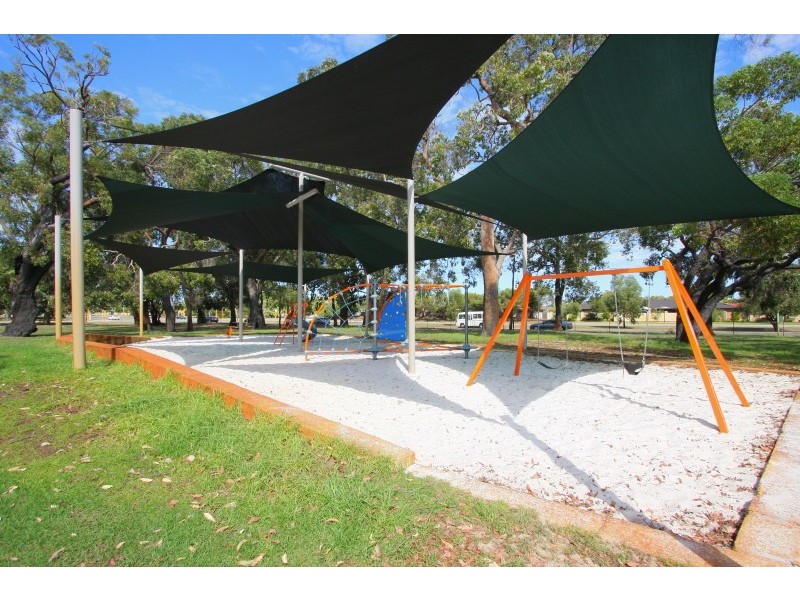 2/14 Vaughan Street, Dianella WA 6059