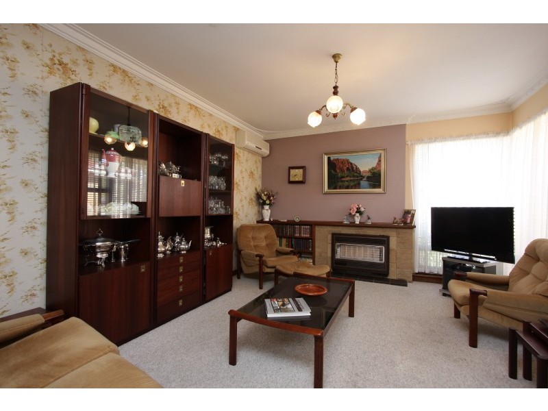 41 Howes Crescent, Dianella WA 6059