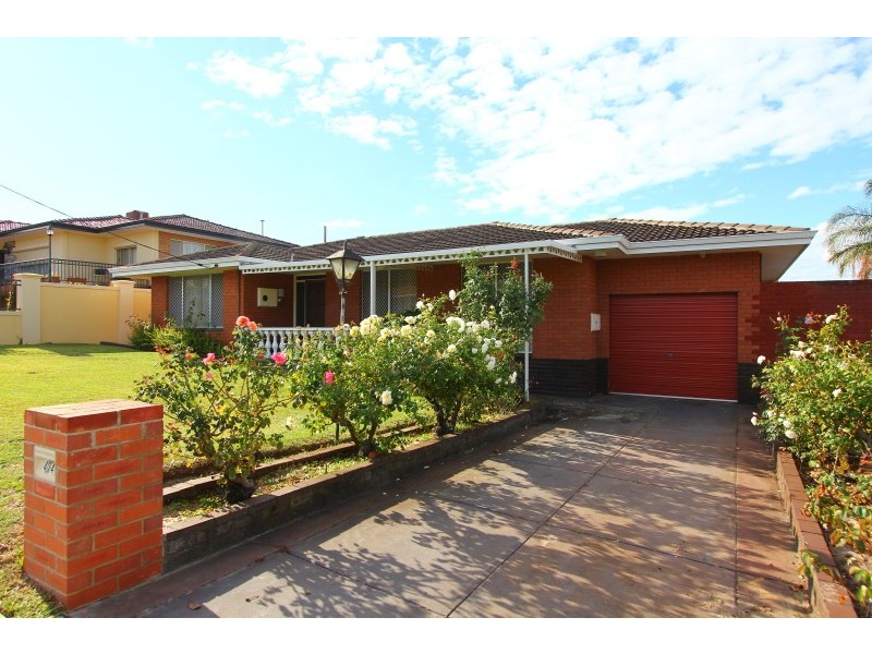 414 Grand Promenade, Dianella WA 6059