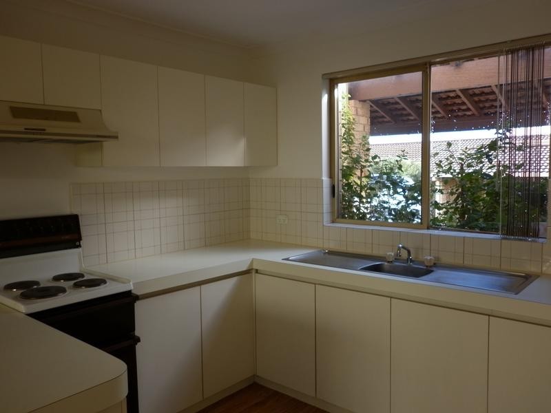 4/130 Roberts Street, Joondanna WA 6060