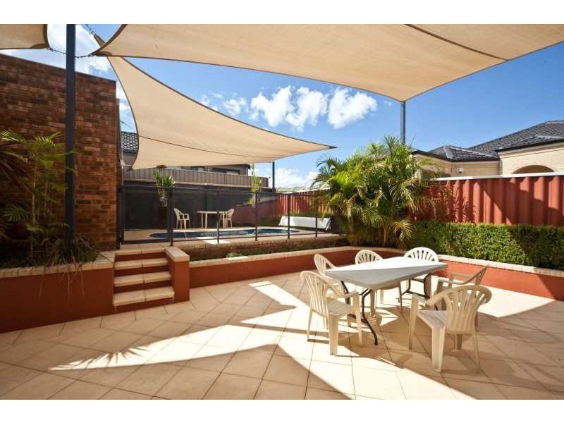 152 Moulden Avenue, Yokine WA 6060