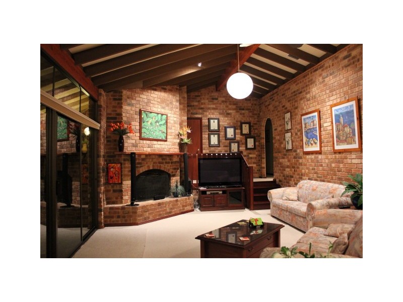 152 Moulden Avenue, Yokine WA 6060