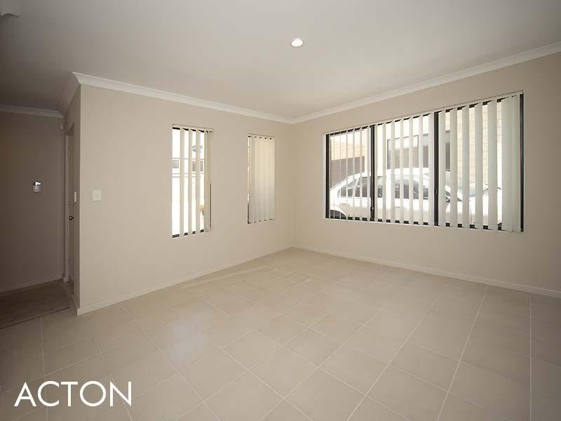 4/105 Gladstone Road, Rivervale WA 6103