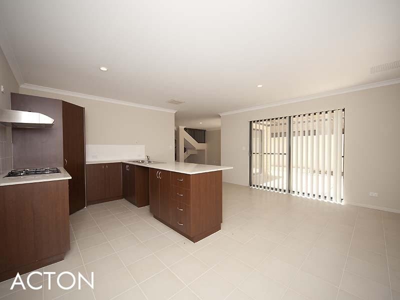 4/105 Gladstone Road, Rivervale WA 6103