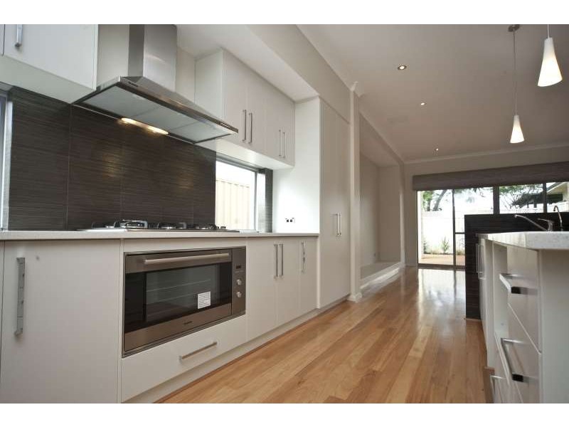 4A Burns Avenue, Yokine WA 6060