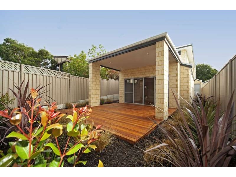 4A Burns Avenue, Yokine WA 6060