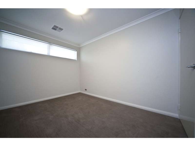 4A Burns Avenue, Yokine WA 6060