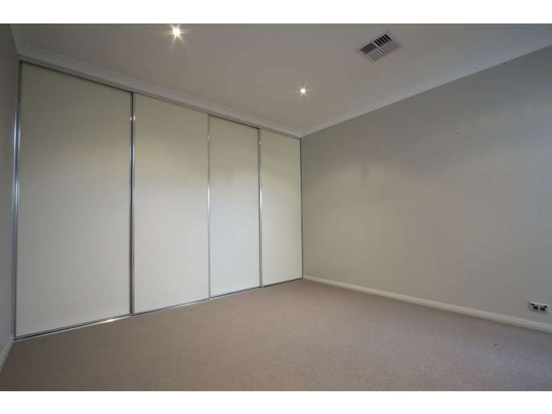 4B Burns Avenue, Yokine WA 6060