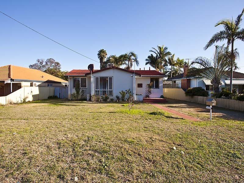 20 Comino Street, Cloverdale WA 6105